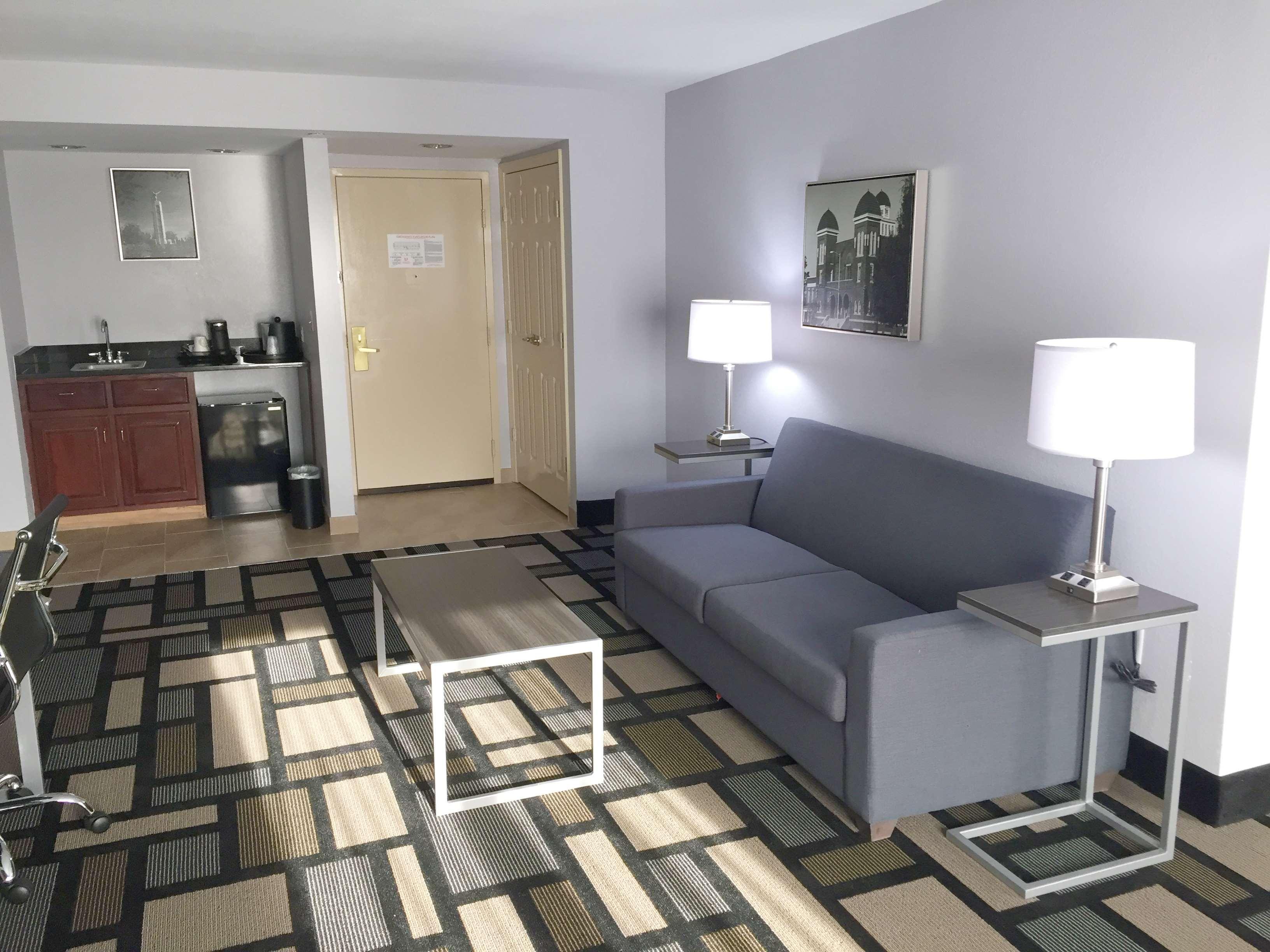 Best Western Plus Birmingham Inn & Suites Kültér fotó