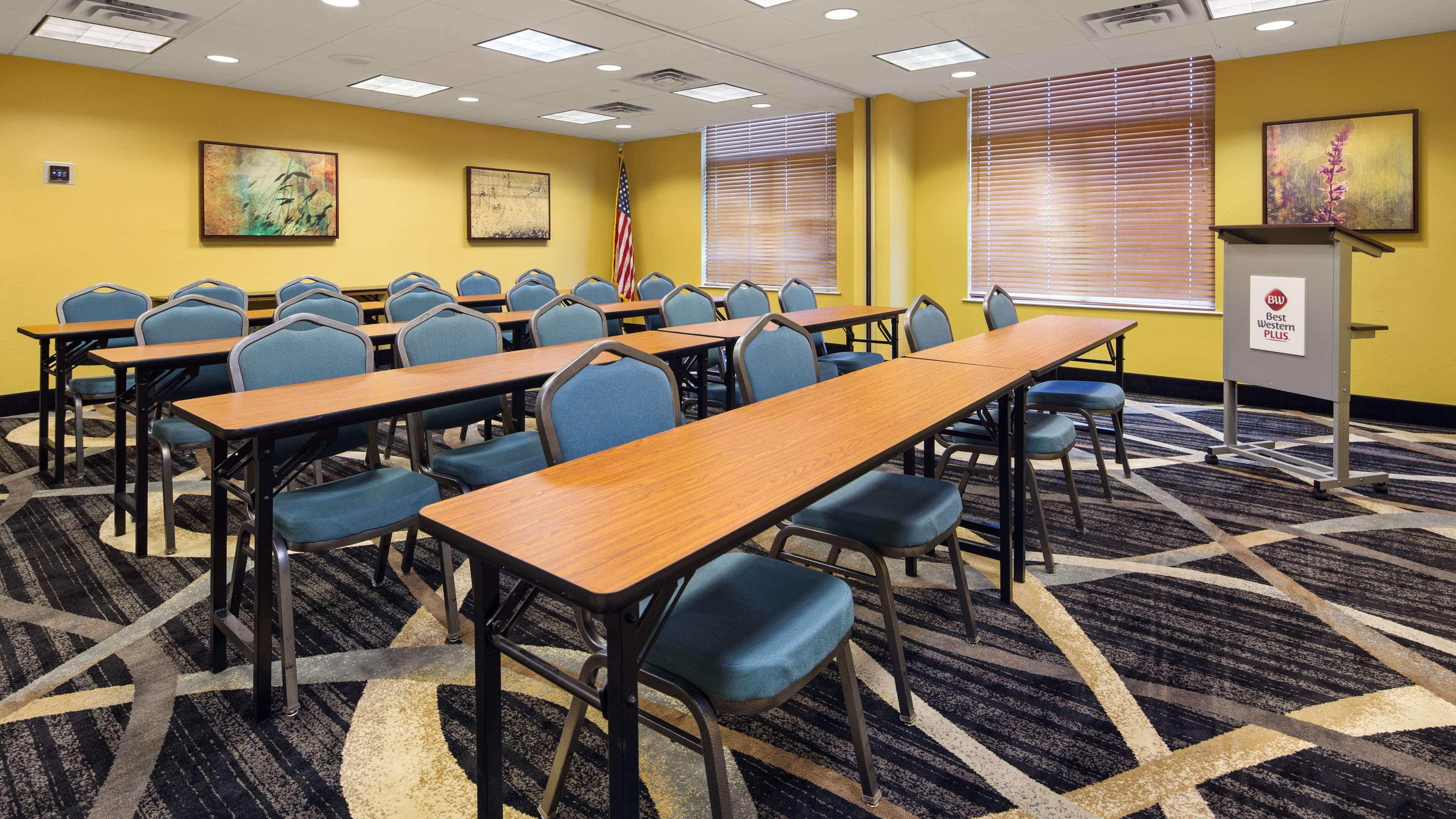 Best Western Plus Birmingham Inn & Suites Kültér fotó