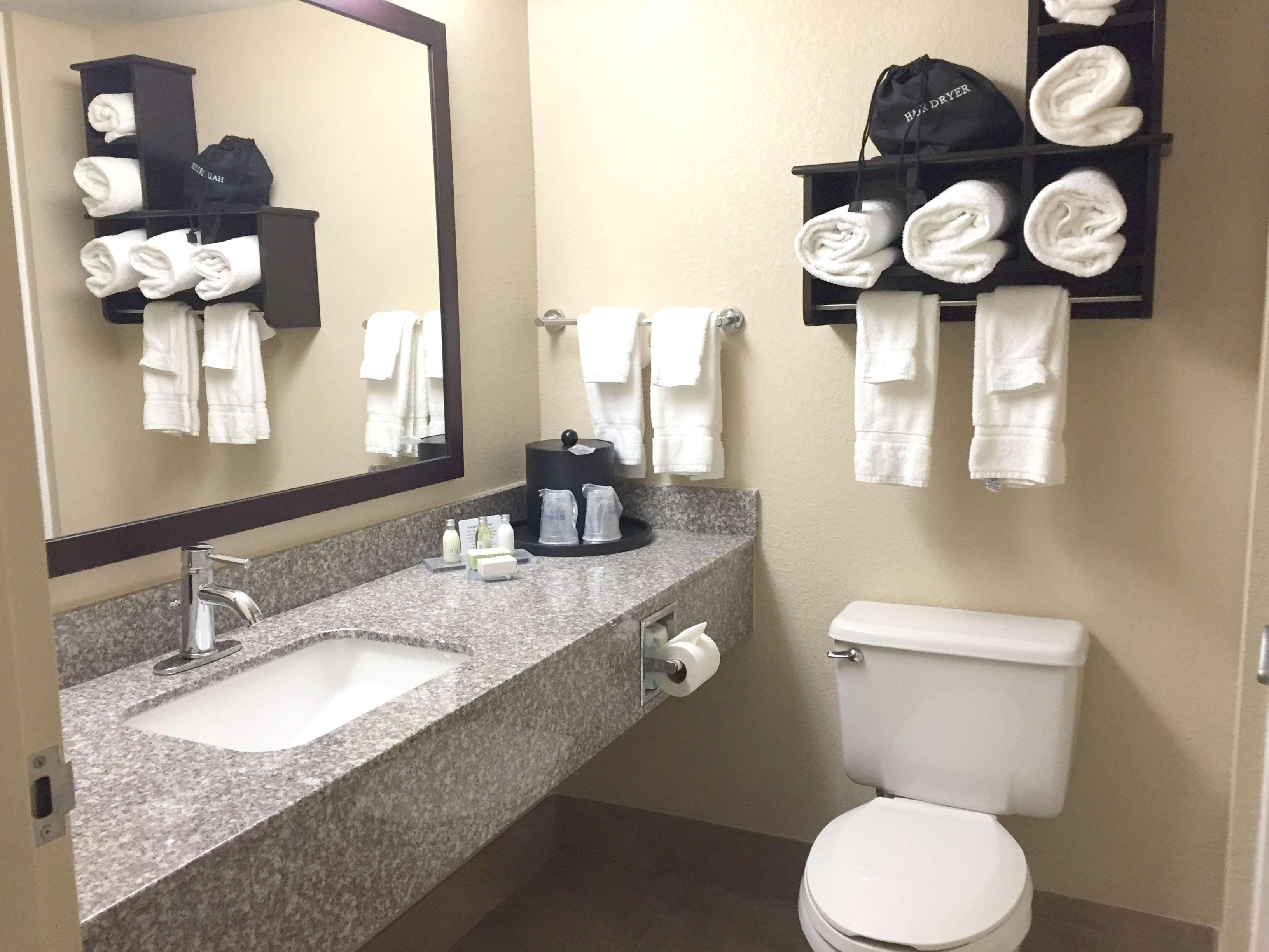 Best Western Plus Birmingham Inn & Suites Kültér fotó